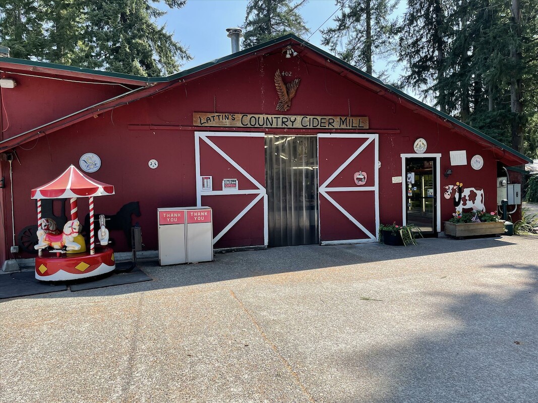 Lattin’s Country Cider Mill And Farm